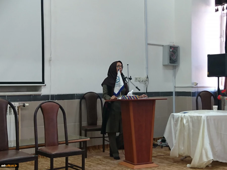 جلسه توجیهی کارورزی و فرم خلاصه فعالیت و ارزیابی وضعیت سلامت جوانان 29-18 سال ویژه دانشجو معلمان 96 5