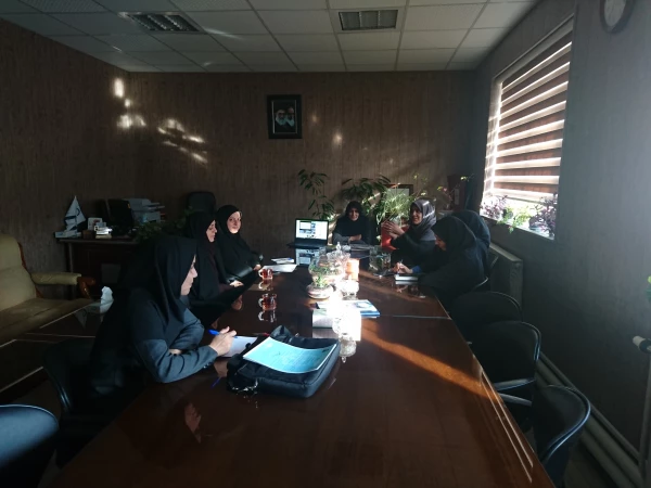 جلسه شورای اداری به تاریخ 98/9/11در پردیس امام سجاد (ع)  3