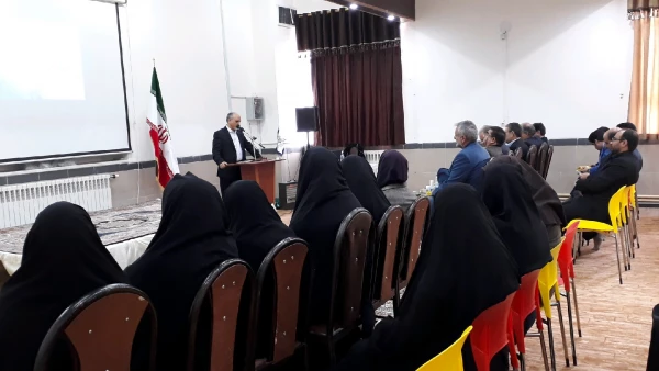 جلسه معارفه معاون منابع انسانی و امور دانشجویی پردیس امام سجاد (ع) 3