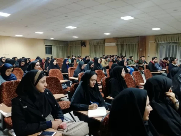 برگزاری کارگاه مدیریت دانایی 
 3