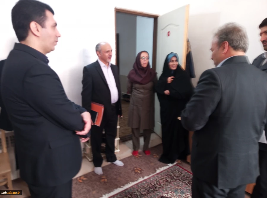 نشست صمیمی مسئولان شهرستان  بیرجند در خصوص رفع موانع موجود جهت زمین احداثی

 پردیس امام سجاد (ع) 3