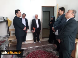 نشست صمیمی مسئولان شهرستان  بیرجند در خصوص رفع موانع موجود جهت زمین احداثی پردیس امام سجاد (ع) 10