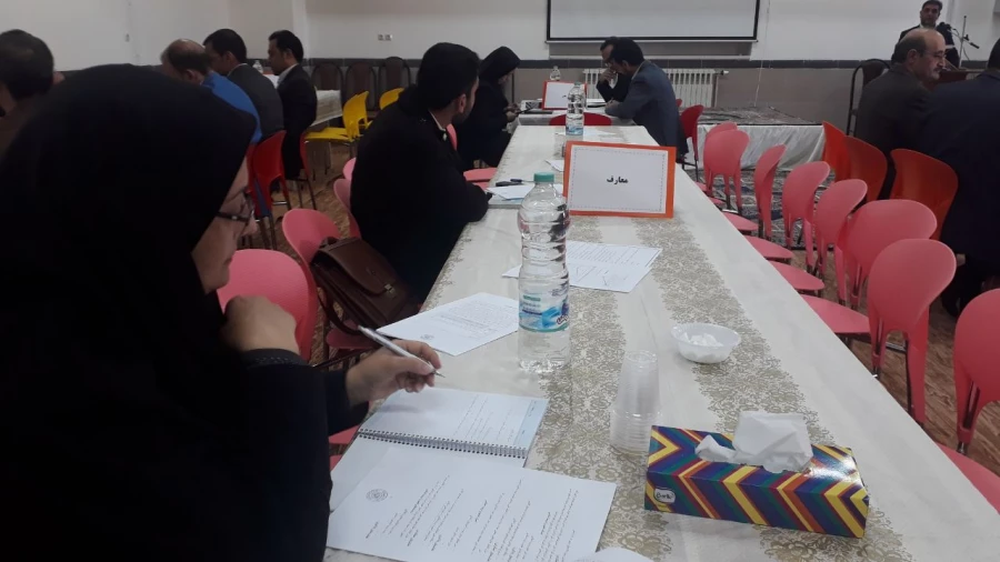 جلسه هم اندیشی اساتید هم درس پردیس های شهید باهنر و امام سجاد(ع) 9