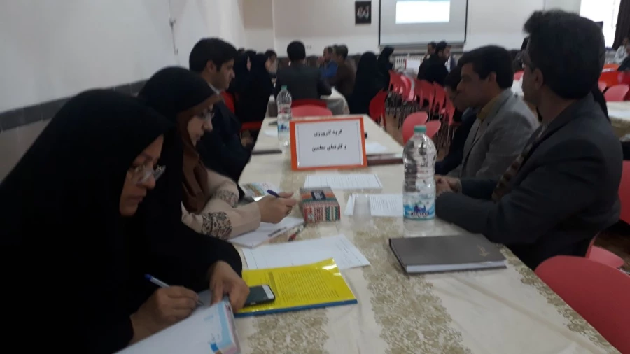 جلسه هم اندیشی اساتید هم درس پردیس های شهید باهنر و امام سجاد(ع) 14