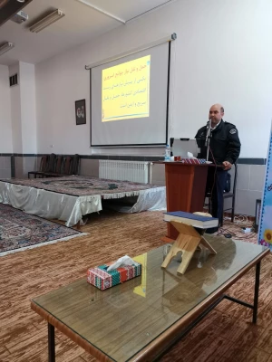 برگزاری کارگاه آموزشی آشنایی با مقررات راهنمایی و رانندگی 5