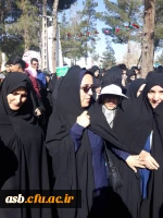 شرکت در راهپیمایی 22 بهمن  4