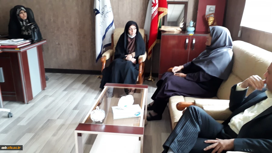 جلسه بابت برگزاری کلاس های مجازی دانشجو معلمان در پردیس امام سجاد (ع) 4