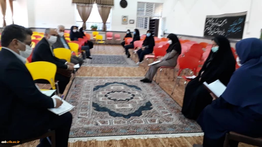 جلسه شورای اداری به تاریخ 99/8/10در پردیس امام سجاد (ع) 2