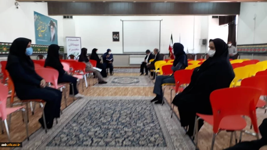 جلسه شورای اداری به تاریخ 99/8/10در پردیس امام سجاد (ع) 2