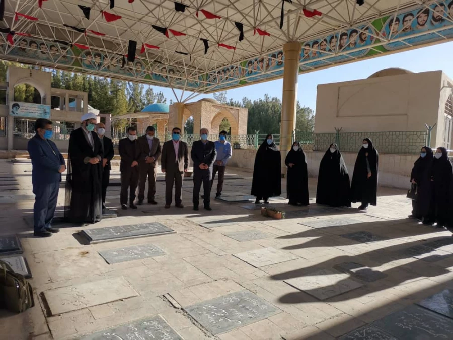 مراسم  عطرافشانی و غبارروبی گلزار شهدا 4