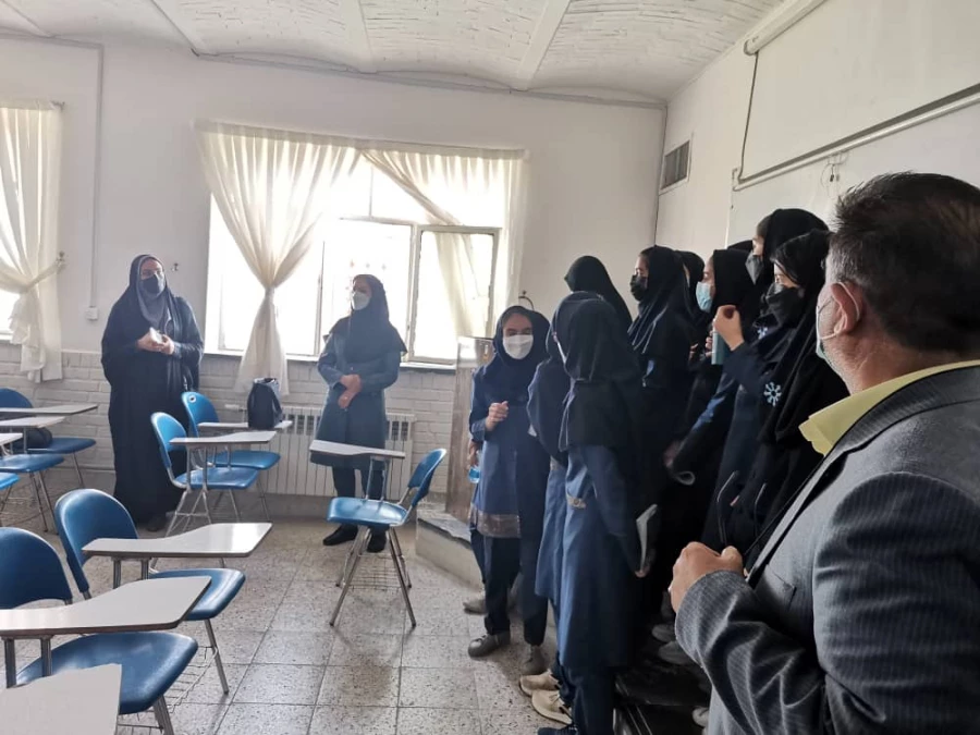 بازدید دانش آموزان مدارس از پردیس امام سجاد(ع) 3