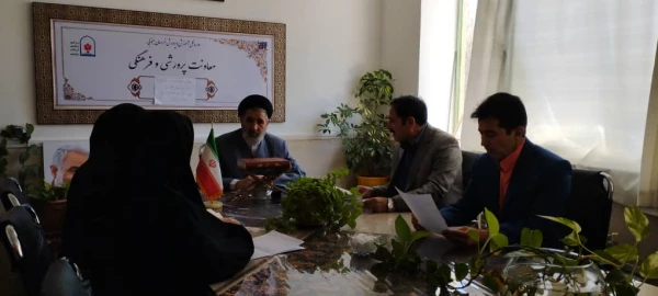 جلسه برنامه ریزی فعالیت های فرهنگی و عقیدتی قرارگاه تابستانی دانشجویان ورودی 98 2