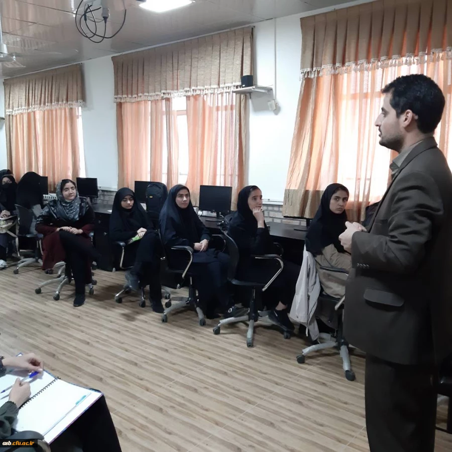 برگزاری کارگاه راهبردهای جستجو در اینترنت 2