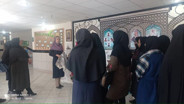 بازدید دانشجویان رشته راهنمایی و مشاوره از هنرستان شاهد سهام خیام جهت آشنایی بارشته های فنی و حرفه ای  3