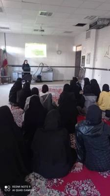 بازدید دانشجویان رشته راهنمایی و مشاوره از هنرستان شاهد سهام خیام جهت آشنایی بارشته های فنی و حرفه ای  5