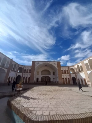 بازدید دانشجویان رشته تاریخ از اماکن تاریخی بیرجند 3