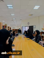 بازدید دانشجویان ادبیات از کتابخانه دانشگاه بیرجند 3
