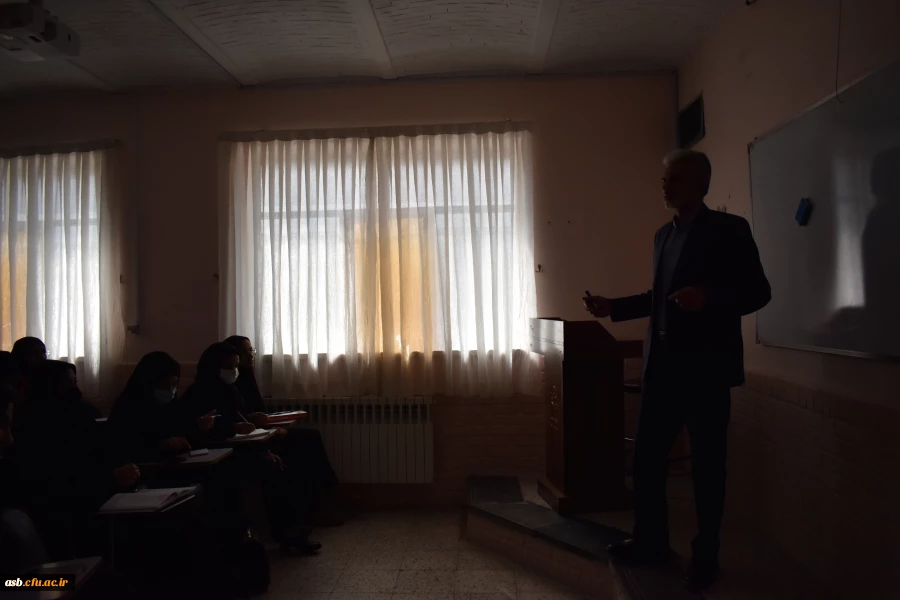 برگزاری کلاس های تربیت مربی امداد و نجات هلال احمر براساس نظام نامه فرهنگی برای تعداد 170دانشجومعلم ورودی 1401 4