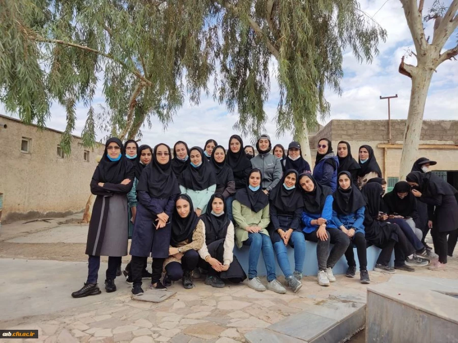 بازدید دانشجویان رشته جغرافیا از معدن قلعه زری 7