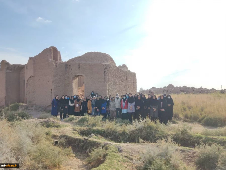 بازدید دانشجویان رشته جغرافیا از معدن قلعه زری 8