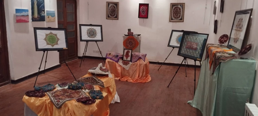 افتتاح نمایشگاه صنایع دستی از هنرهای دانشجومعلمان دانشگاه فرهنگیان استان خراسان جنوبی 8