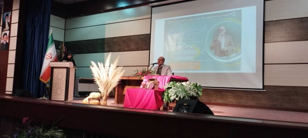 نشست صمیمی دانشجومعلمان با مدیرکل آموزش و پرورش ستان خراسان جنوبی 6