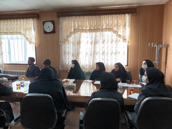 برگزاری جلسه مسئول نظارت و ارزیابی استان برای کارشناسان پردیس  4