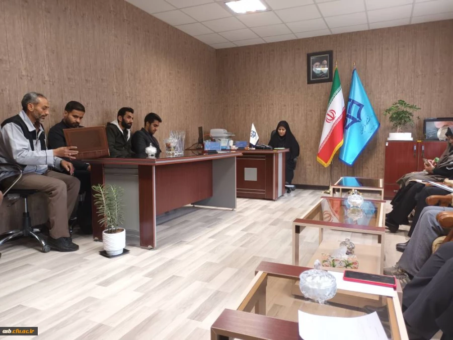 دومین جلسه شورای اداری در سال تحصیلی 1402-1401 2