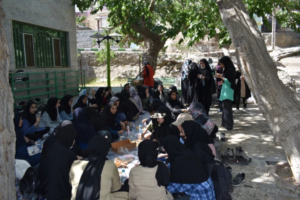 برگزاری اردوی دانشجویی به مقصد مزار رزگ  2