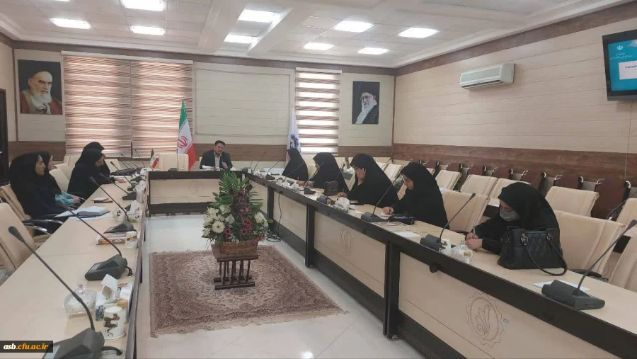 دیدار اعضای هیئت اندیشه ورز پردیس امام سجاد(ع) با رییس بنیاد ملی نخبگان استان خراسان جنوبی 3