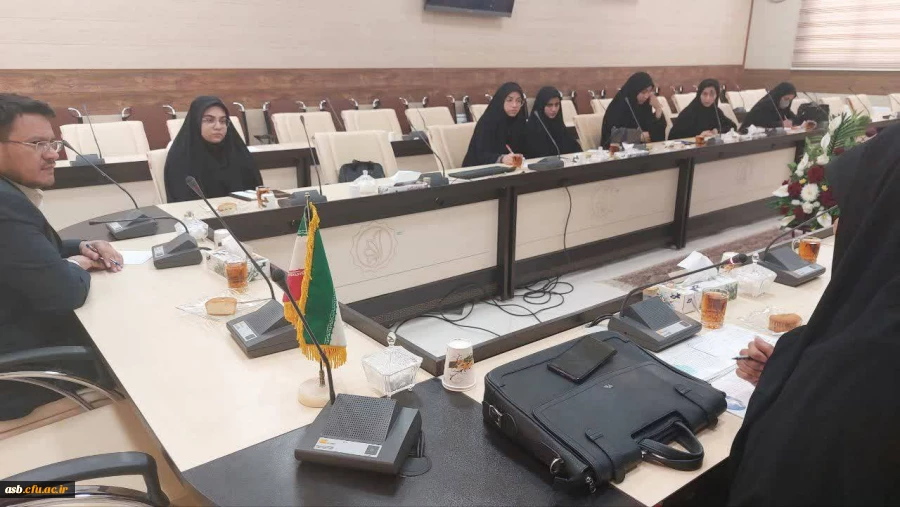 دیدار اعضای هیئت اندیشه ورز پردیس امام سجاد(ع) با رییس بنیاد ملی نخبگان استان خراسان جنوبی 5