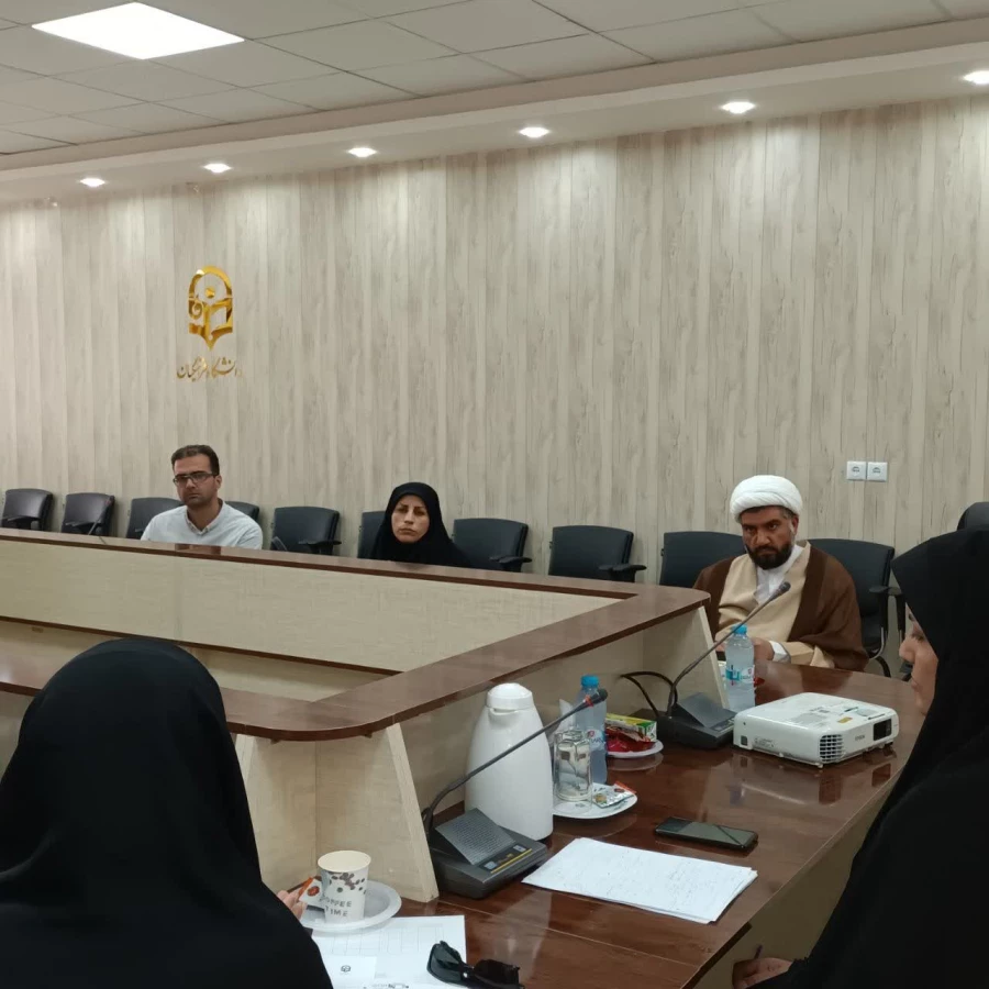 برگزاری دومین کمیته آموزش و پژهش دفاع مقدس 4