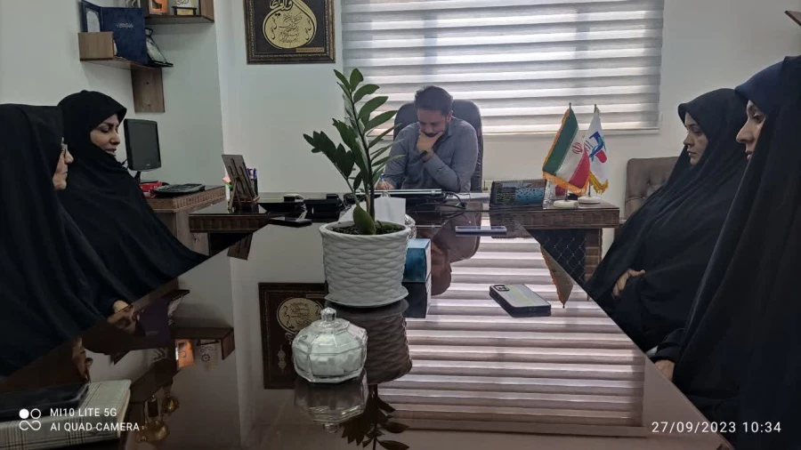 دیدار ریاست و کارکنان پردیس امام سجاد(ع) با رییس ناحیه بسیج دانشجویی شهرستان بیرجند به مناسبت هفته دفاع مقدس و آغاز سال تحصیلی جدید 3