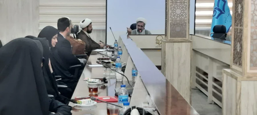 نشست مهدویت با حضور استاد محمد صادق کفیل با حضور  اساتید و کارکنان پردیس های دانشگاه فرهنگیان 3