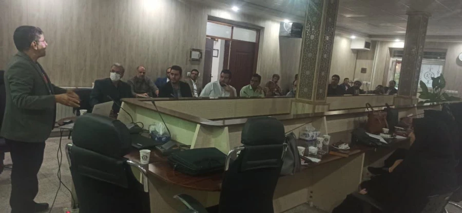 برگزاری جلسات بازآموزی اساتید کارورزی 1 و 3 6