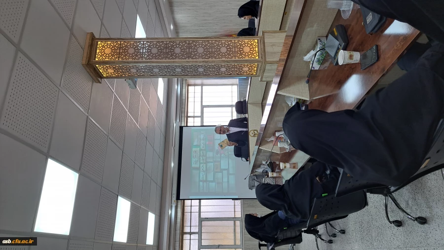 دعوت از نویسنده شاخص استان به مناسبت هفته کتاب و کتابخوانی 2