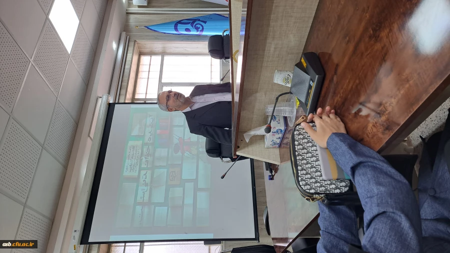 دعوت از نویسنده شاخص استان به مناسبت هفته کتاب و کتابخوانی 7