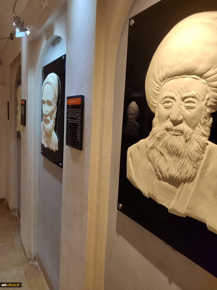 بازدید از موزه مشاهیر و مفاخر ملی ایران 3
