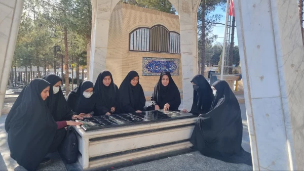 غبارروبی مزار شهدا درروز شنبه ۱۸ آذر به مناسبت روز دانشجو  4