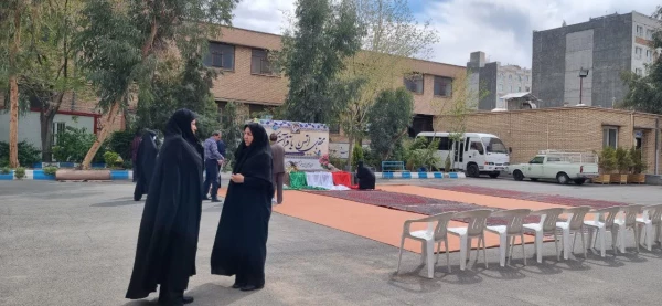 همکاری با دبیرستان زینب در برگزاری محفل انس با قرآن کریم 2