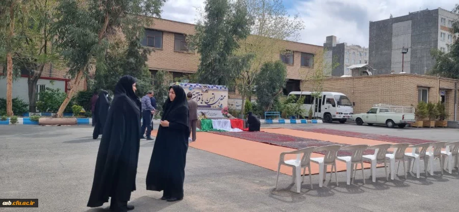 همکاری با دبیرستان زینب در برگزاری محفل انس با قرآن کریم 2