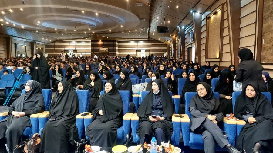 برگزاری مراسم بزرگداشت مقام معلم در پردیس های استان خراسان جنوبی 3