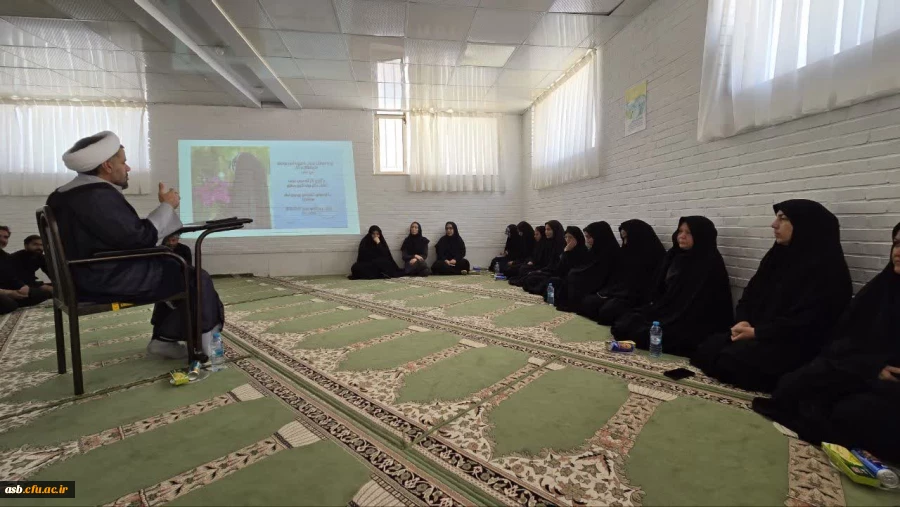 برگزاری کارگاه عفاف وحجاب با حضوردکتر اکبری مطلق  2