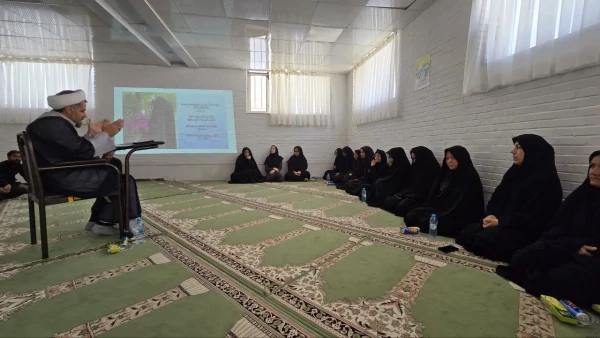 برگزاری کارگاه عفاف وحجاب با حضوردکتر اکبری مطلق  4