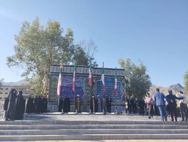 عطرافشانی و غبارروبی مزار شهدای گمنام  7