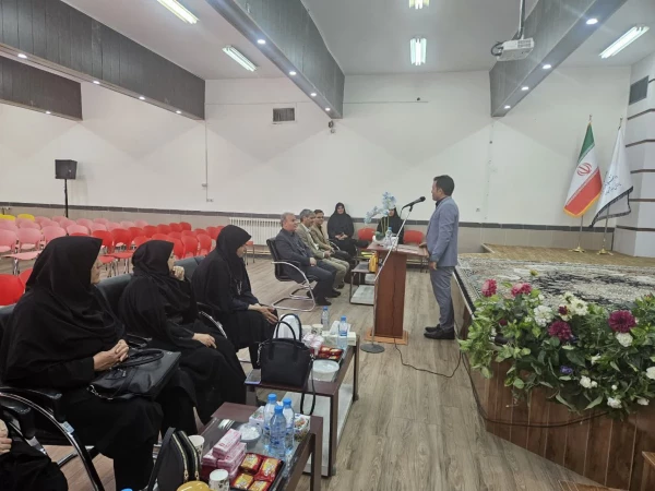 جلسه معارفه و هم اندیشی اساتید موظف گروه علوم تربیتی 4