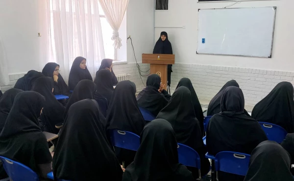 برگزاری کارگاه معصومه شناسی و شناخت شخصیت حضرت معصومه (س)️ 2