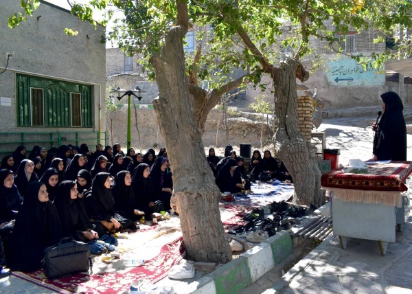 برگزاری کارگاه احساس غربت با حضور دکتر مینو میری مدرس دوره، و همزمان با اردو و آیین استقبال از نودانشجو معلمان در روستای زیارتی رزگ 2