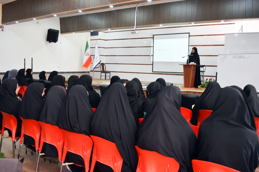 برگزاری کارگاه برقراری ارتباط موثر و سلامت روان با همکاری مرکز مشاوره پردیس امام سجاد (ع)  4