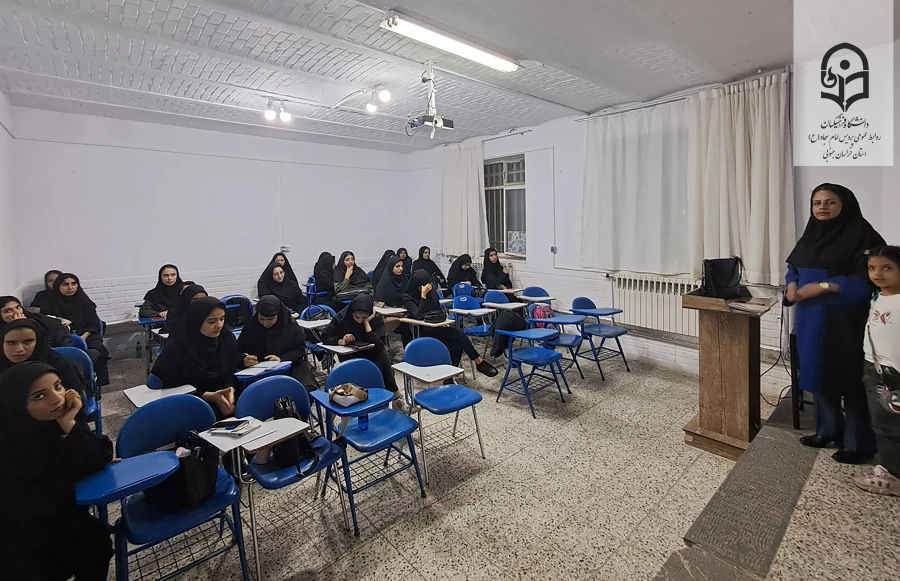 برگزاری دوره های مهارت های داوطلبی،آمادگی در برابر مخاطرات و کمک های اولیه در پردیس امام سجاد (ع) 3